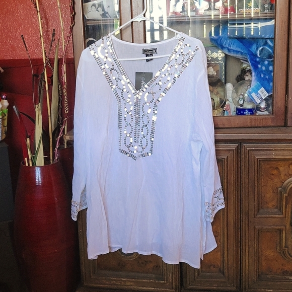Metro 22 long sleeve white with sequins top.plus size 3x pull over - Picture 1 of 4